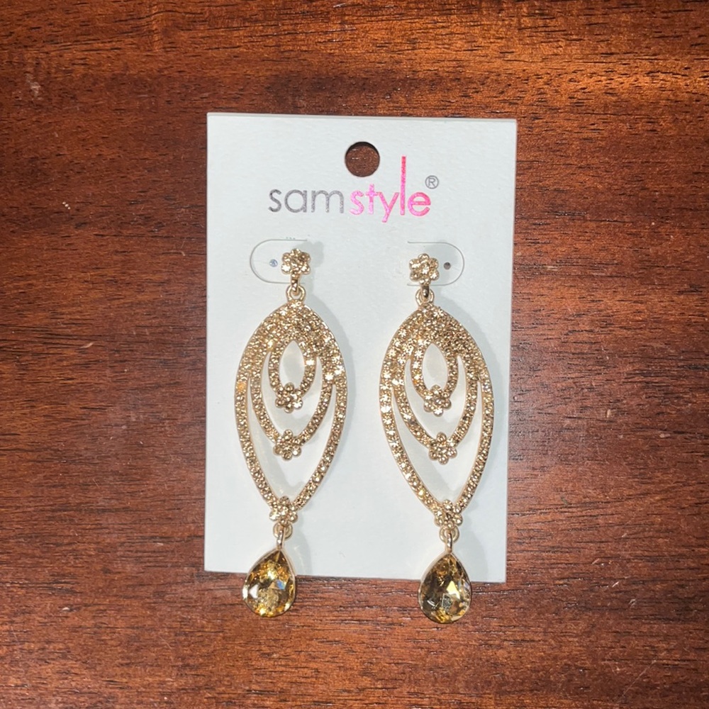 Amber Sam Style Earrings
